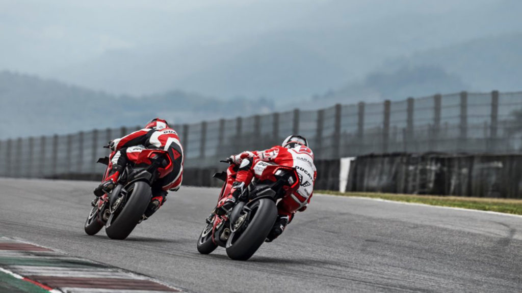 ducati-panigale-v4-r
