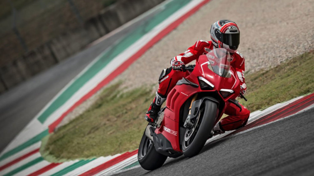 ducati-panigale-v4-r