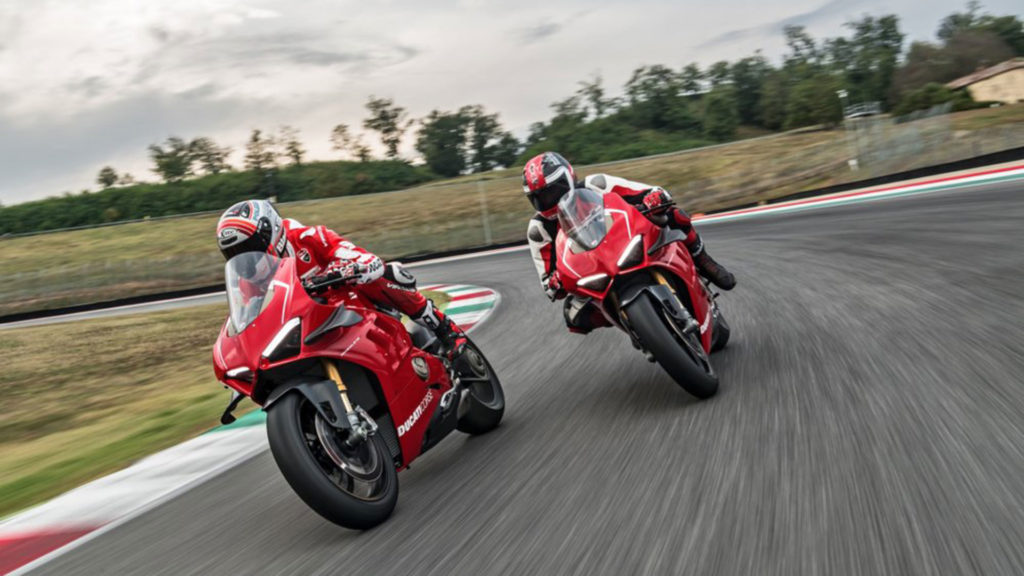 ducati-panigale-v4-r