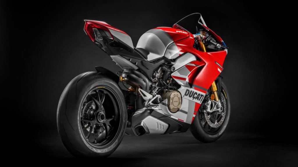 ducati-panigale-v4-s-corse