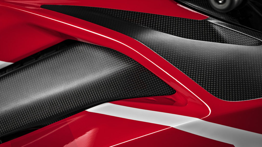 ducati-panigale-v4-superleggera