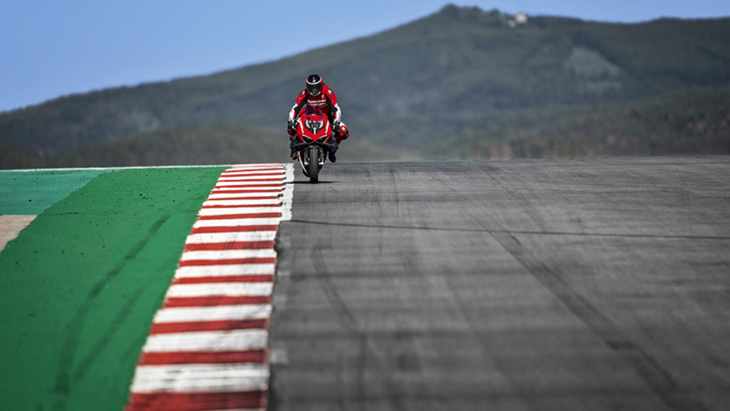 ducati-panigale-v4-superleggera