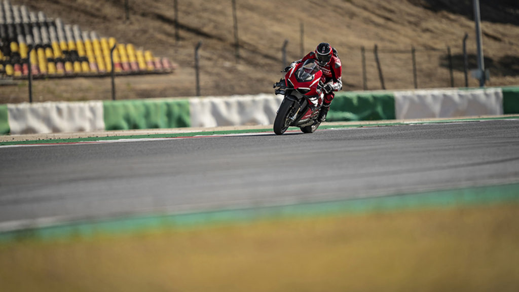 ducati-panigale-v4-superleggera
