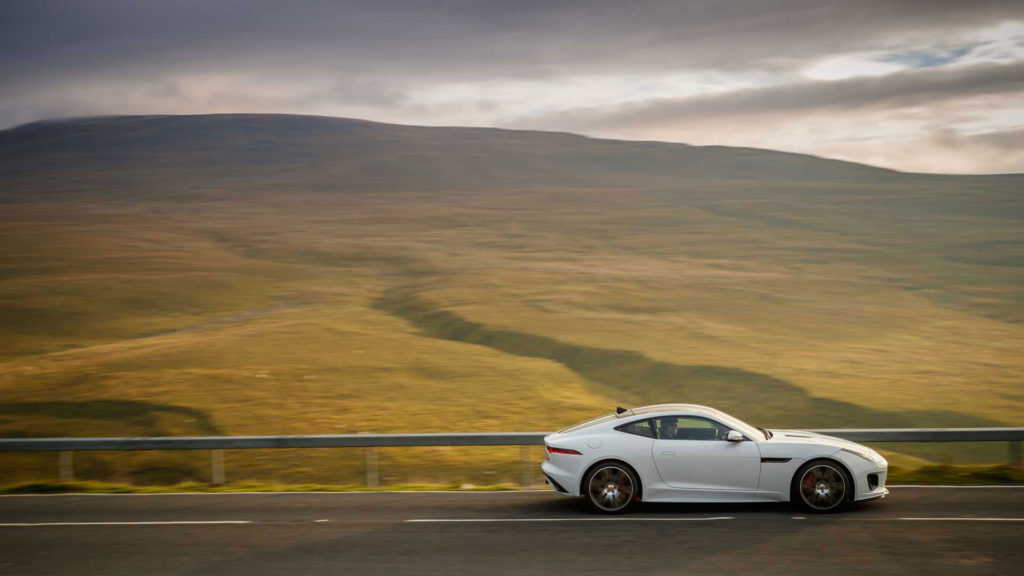 jaguar-f-type-checkered-flag-edition