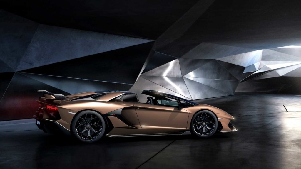 lamborghini-aventador-svj-roadster
