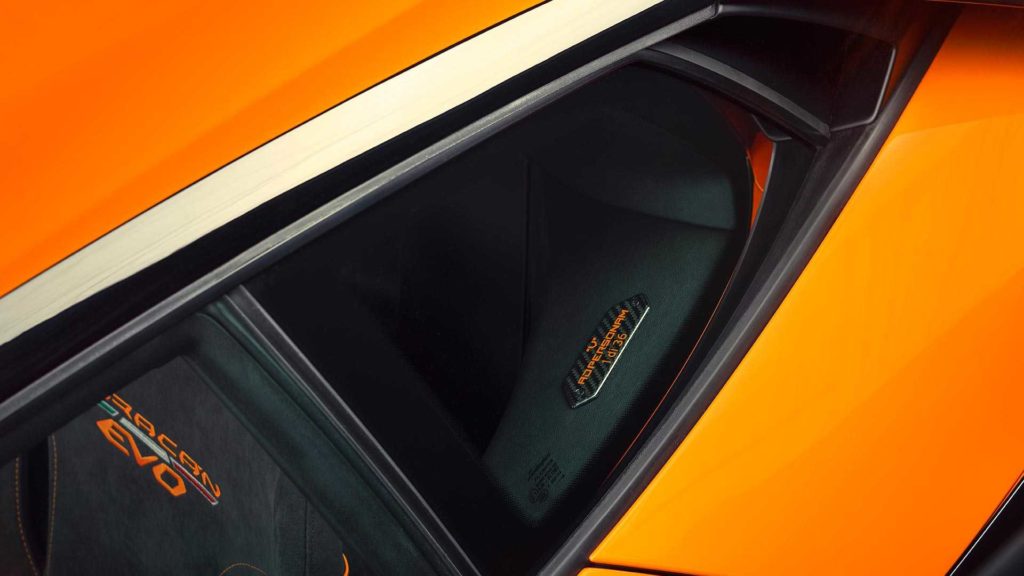 lamborghini-huracan-evo-gt-celebration