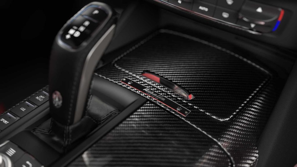 maserati-ghibli-levante-quattroporte-edizione-ribelle