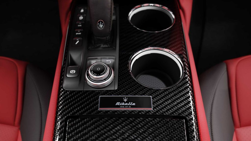maserati-ghibli-levante-quattroporte-edizione-ribelle
