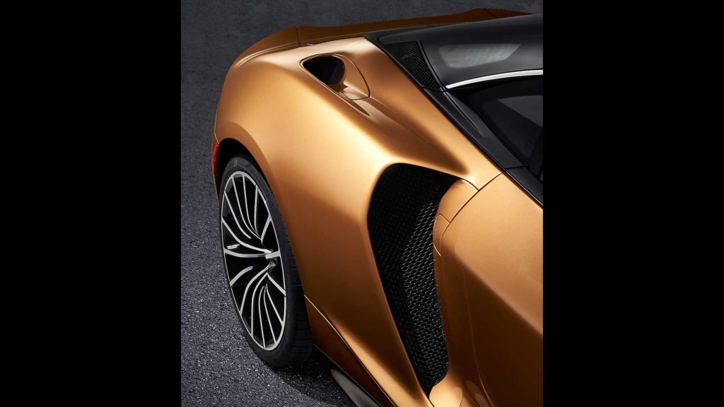 mclaren-gt