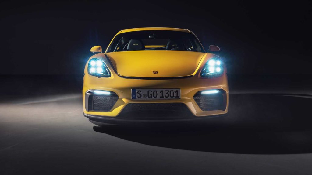 porsche-718-cayman-gt4
