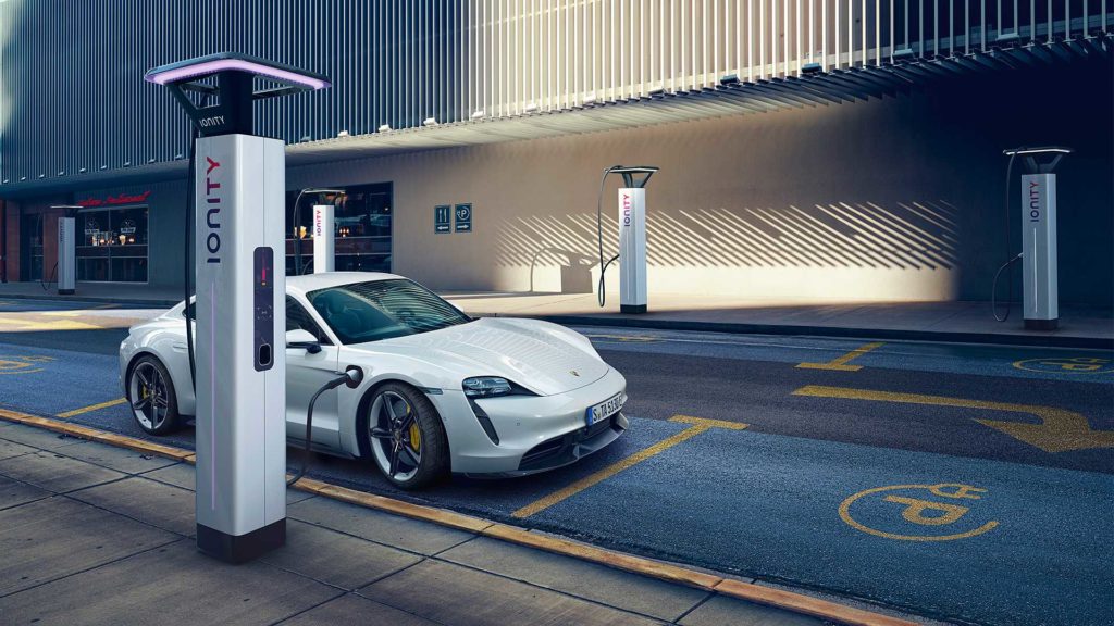 porsche-taycan