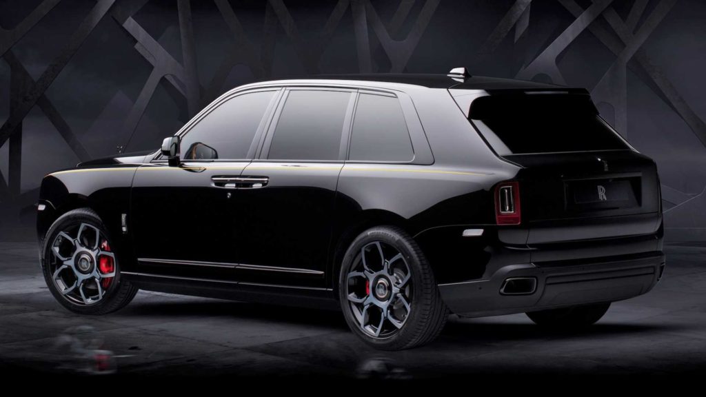 rolls-royce-cullinan-black-badge