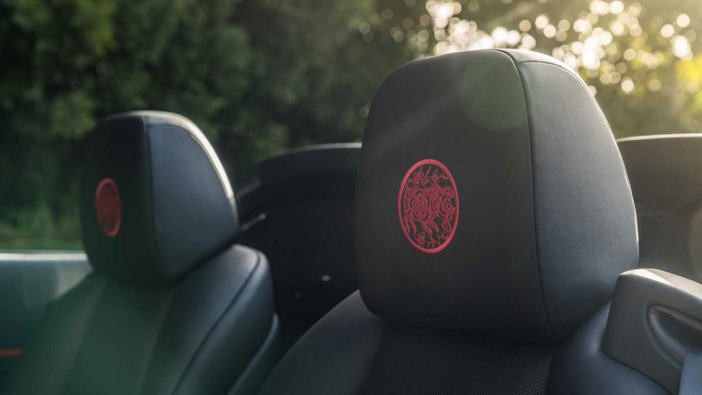 rolls-royce-wraith-dawn-ghost-year-of-the-pig