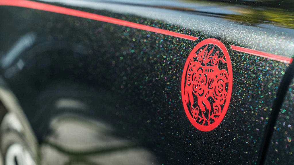rolls-royce-wraith-dawn-ghost-year-of-the-pig