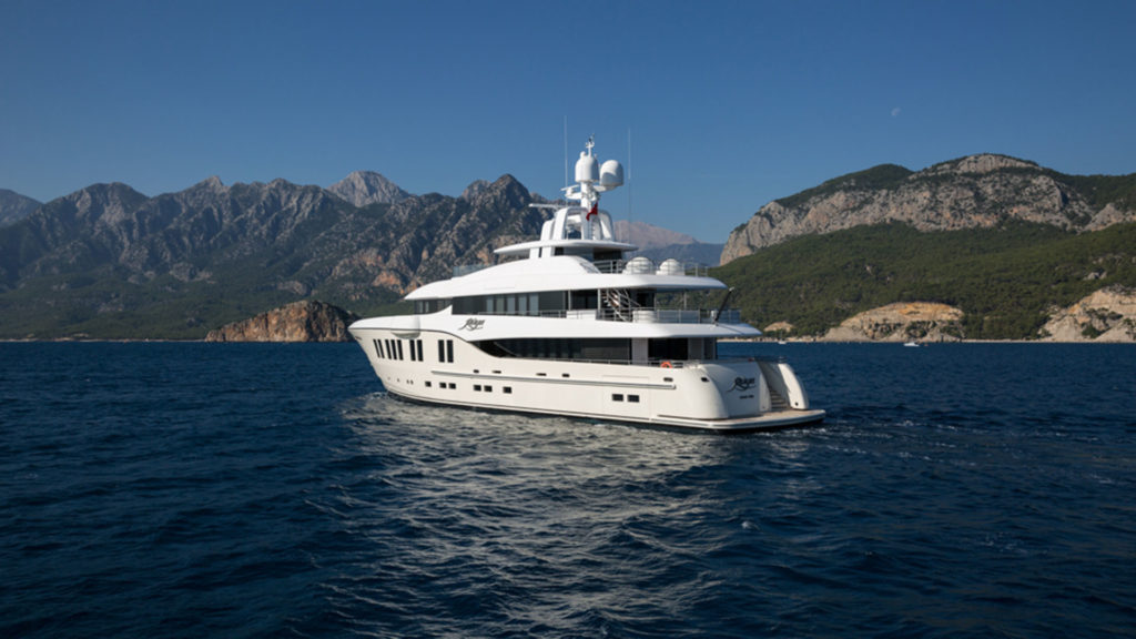 alia-yachts-ruya