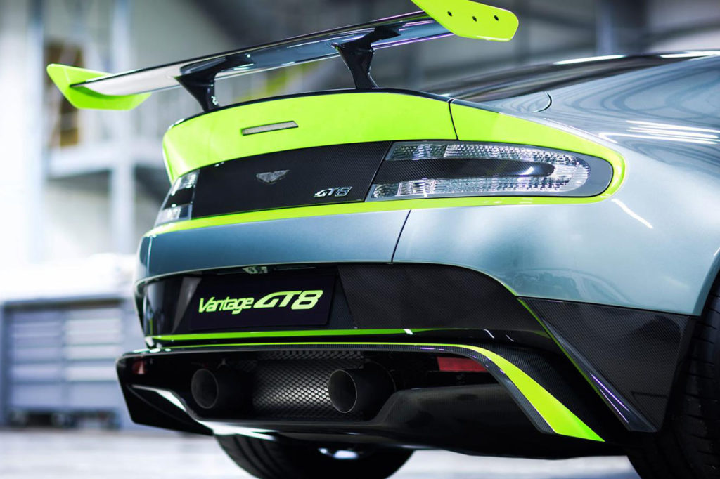 aston-martin-vantage-gt8