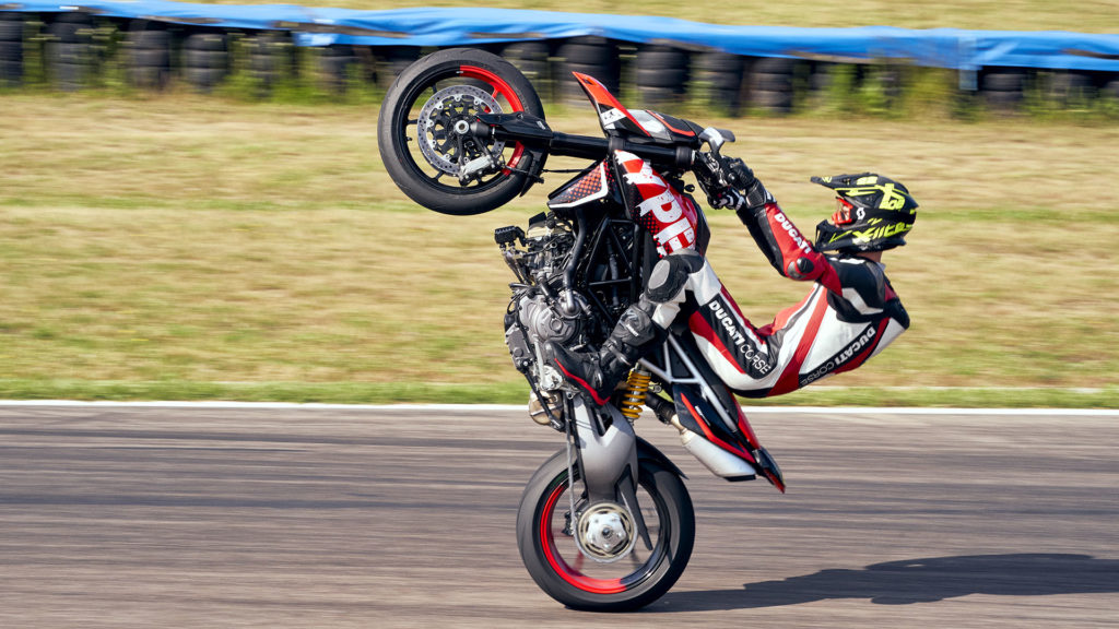 ducati-hypermotard-950-rve
