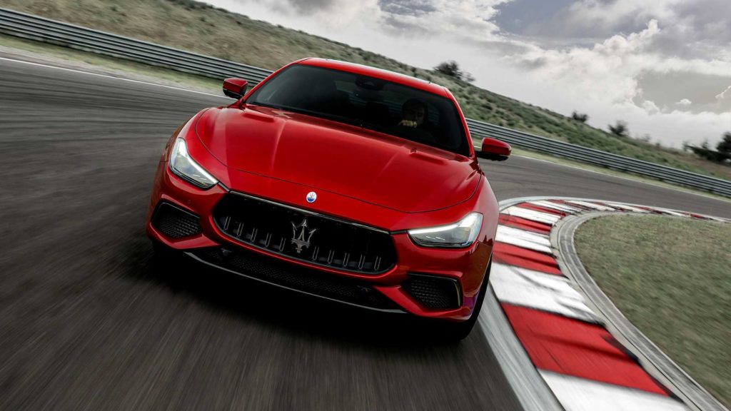 maserati-trofeo-ghibli-levante-quattroporte