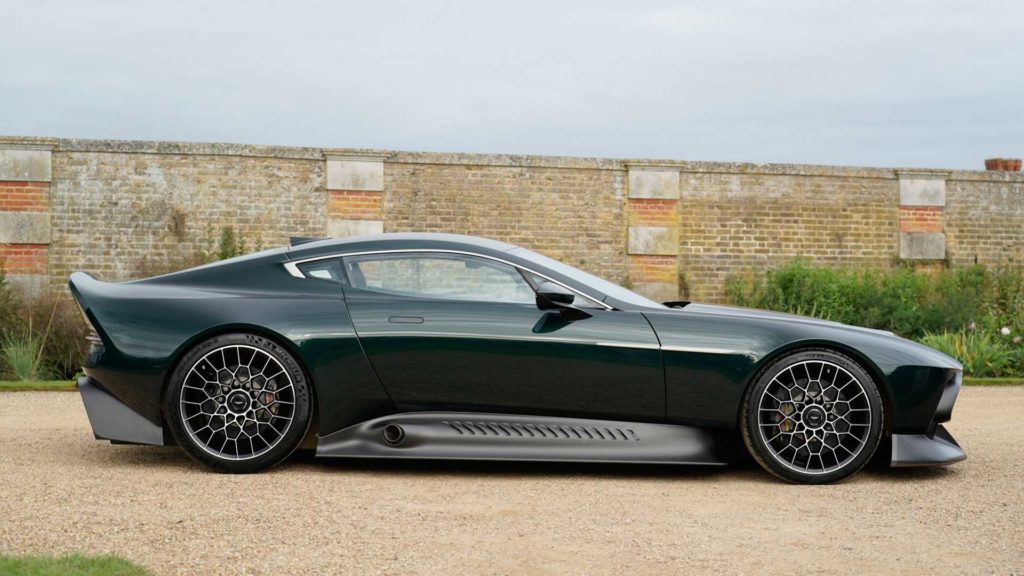 aston-martin-victor