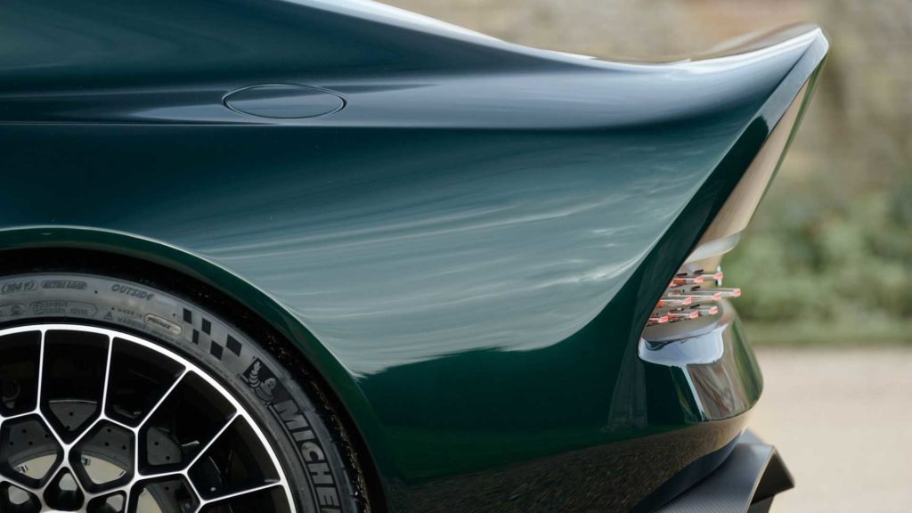 aston-martin-victor