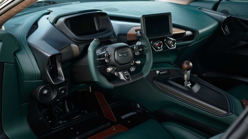 aston-martin-victor
