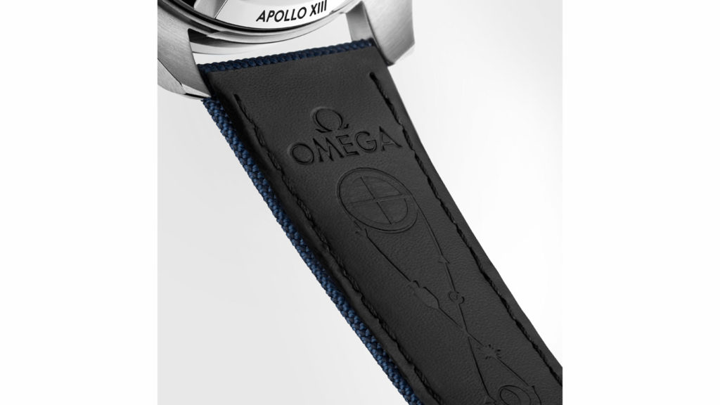 omega-speedmaster-silver-snoopy-award-50th-anniversary
