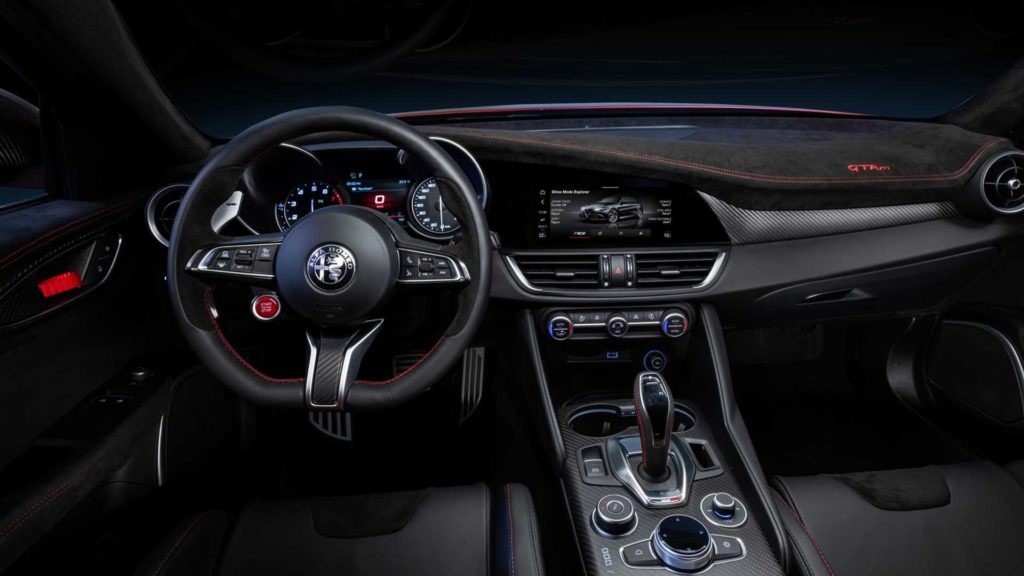 alfa-romeo-giulia-gta-gtam