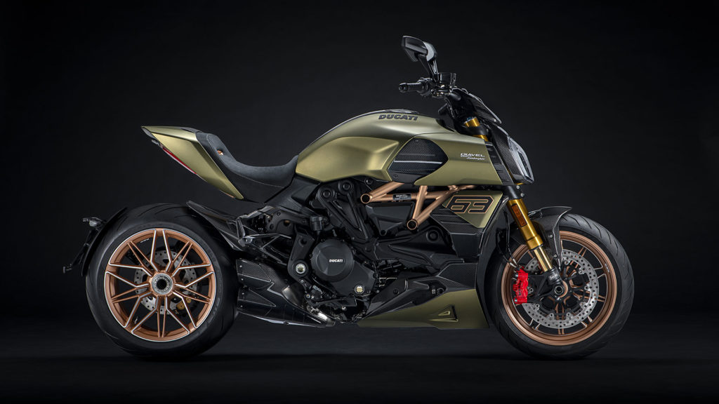 ducati-diavel-1260-lamborghini