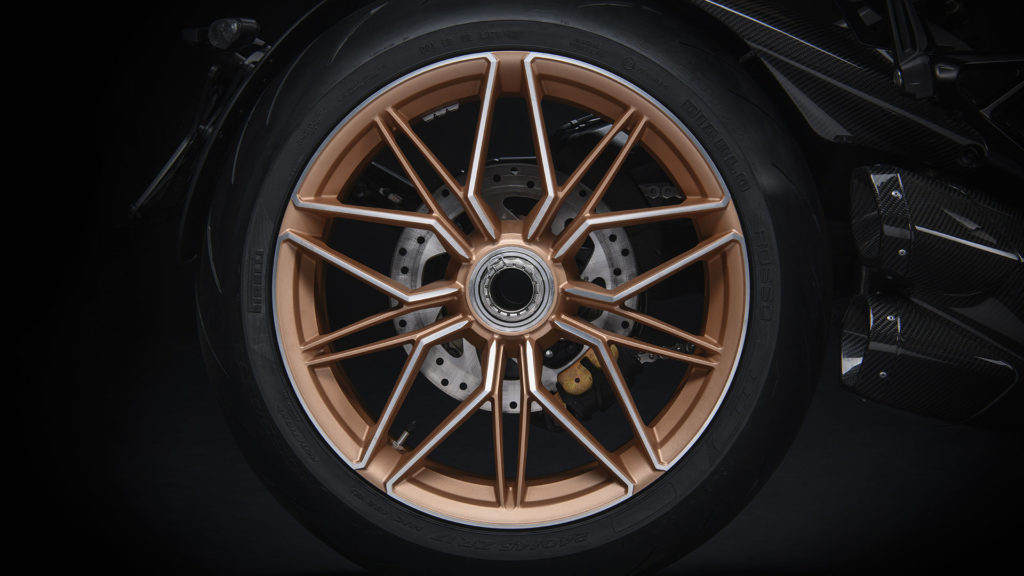 ducati-diavel-1260-lamborghini
