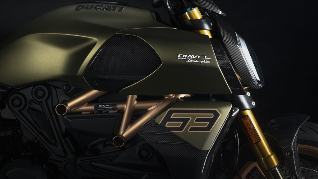 ducati-diavel-1260-lamborghini