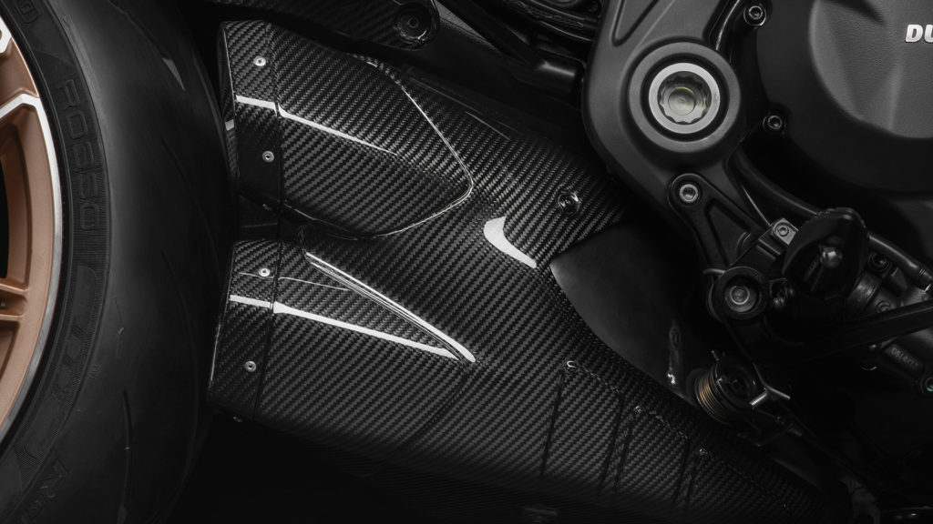 ducati-diavel-1260-lamborghini