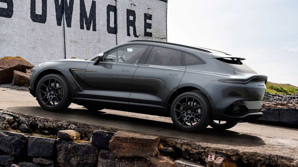 aston-martin-dbx-bowmore-edition