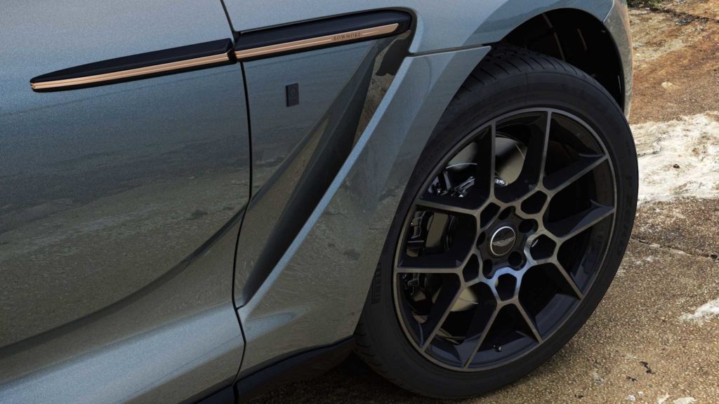 aston-martin-dbx-bowmore-edition