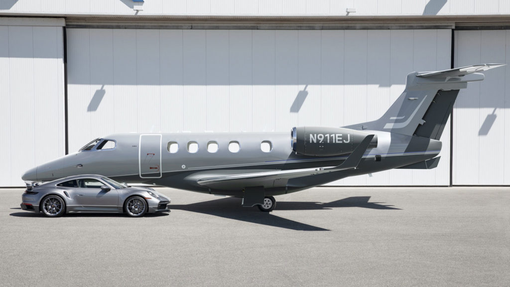 embraer-phenom-300e-porsche-911-turbo-s-duet