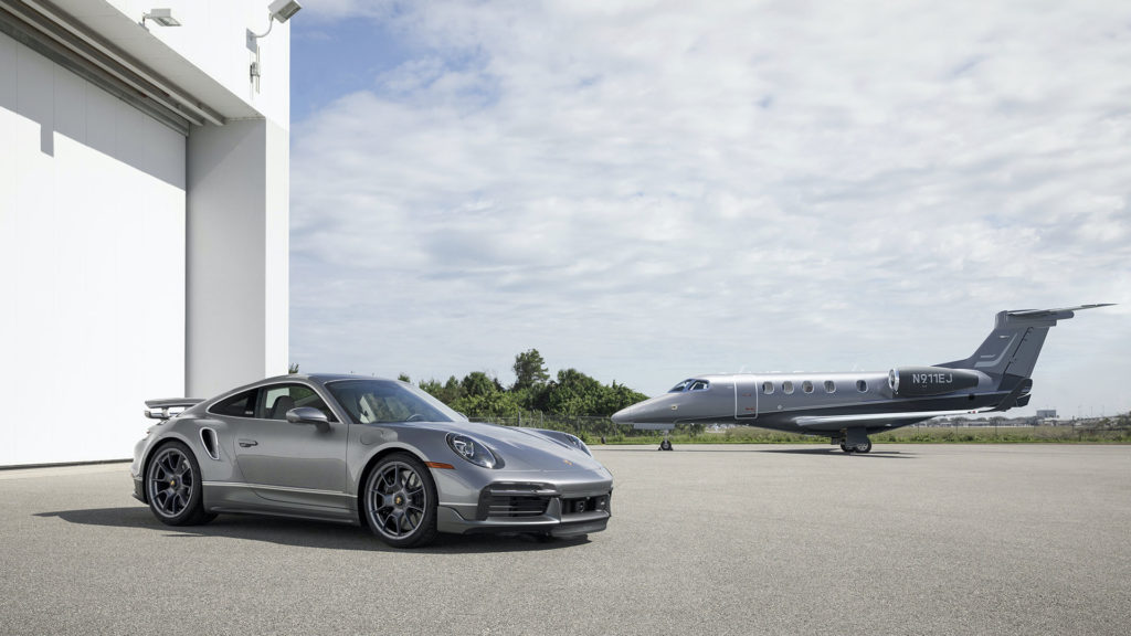 embraer-phenom-300e-porsche-911-turbo-s-duet