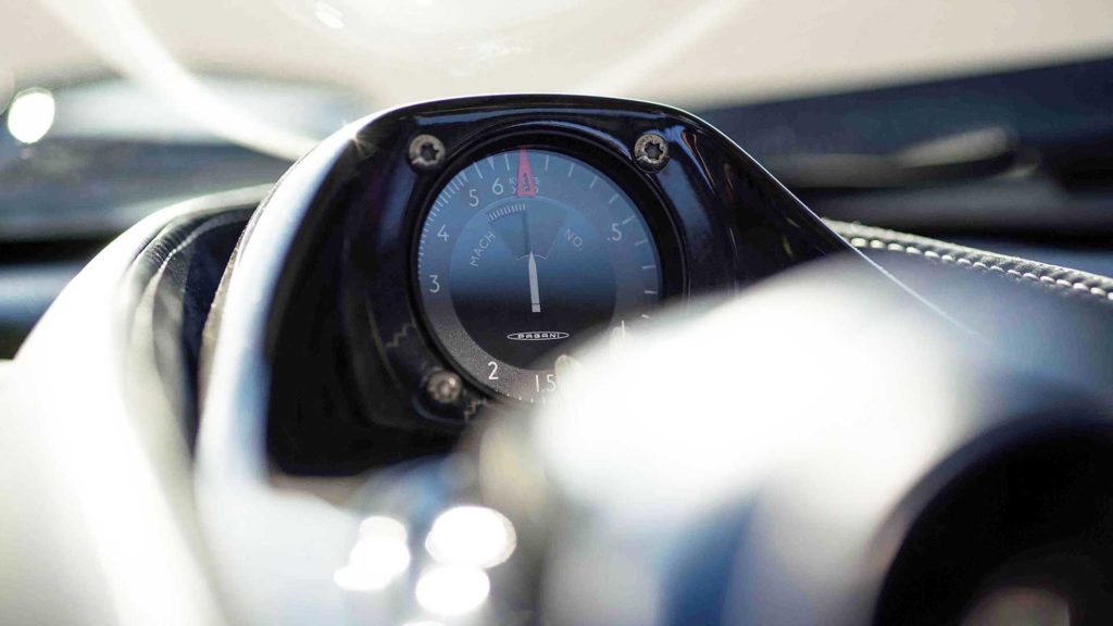 pagani-huayra-tricolore