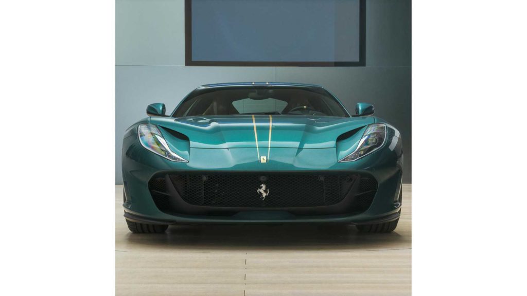 ferrari-812-superfast-tailor-made