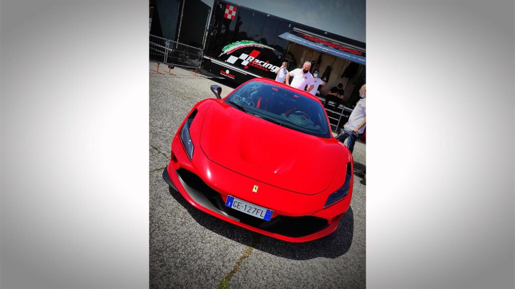 fabio-barone-ferrari-f8-tributo-ferrari-guinness-world-record-2021-test-(1)