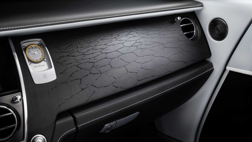 rolls-royce-wraith-dawn-black-badge-landspeed-collection
