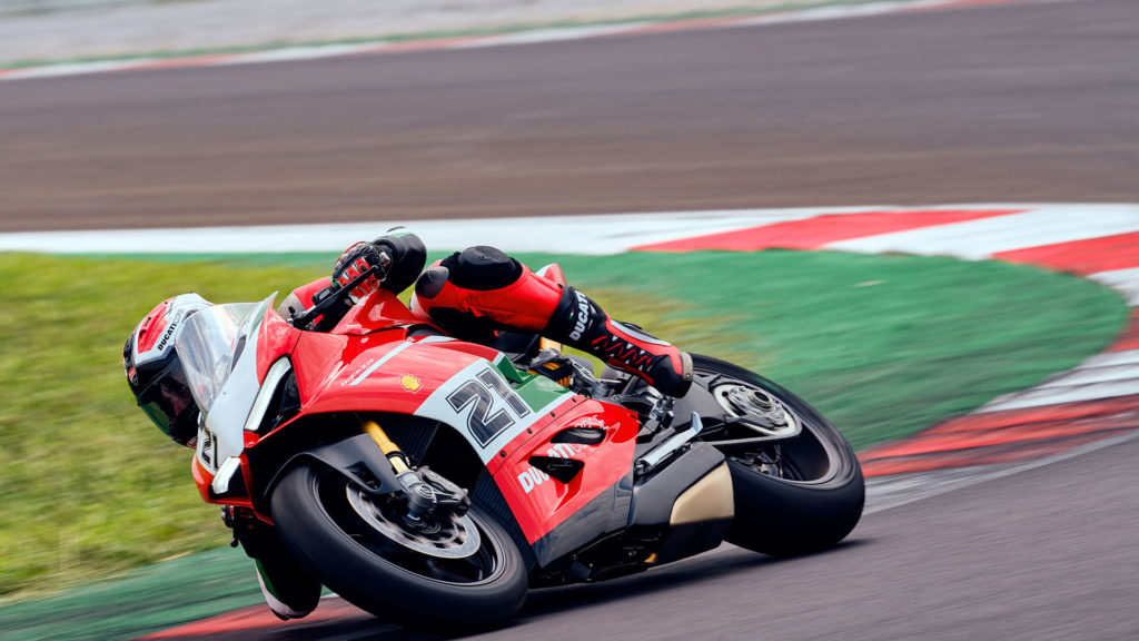 ducati-panigale-v2-bayliss-1st-championship-20th-anniversary