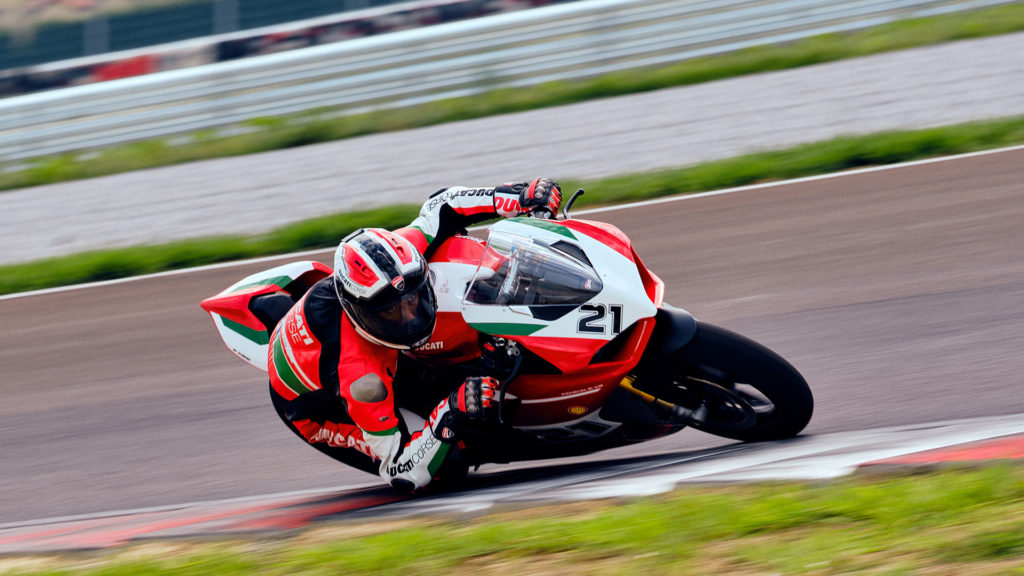 ducati-panigale-v2-bayliss-1st-championship-20th-anniversary