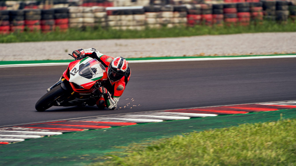 ducati-panigale-v2-bayliss-1st-championship-20th-anniversary