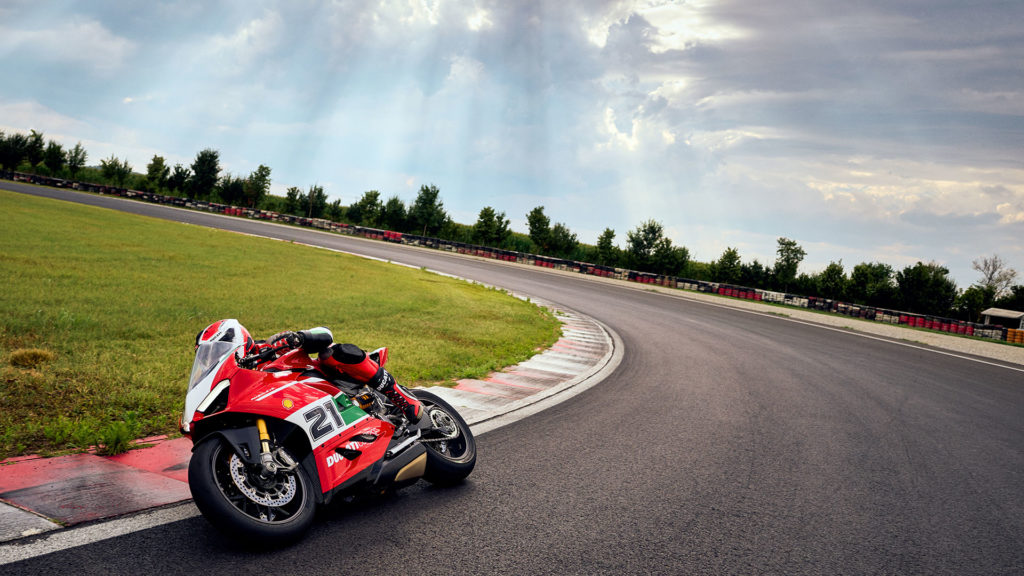 ducati-panigale-v2-bayliss-1st-championship-20th-anniversary
