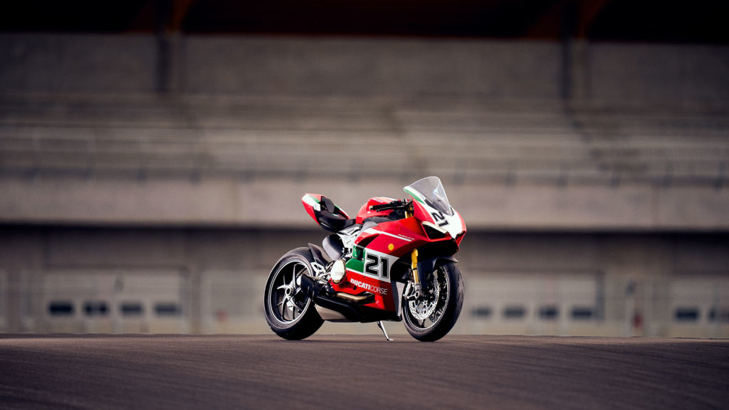 ducati-panigale-v2-bayliss-1st-championship-20th-anniversary