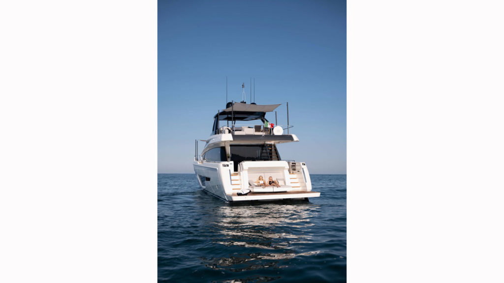 ferretti-yachts-780