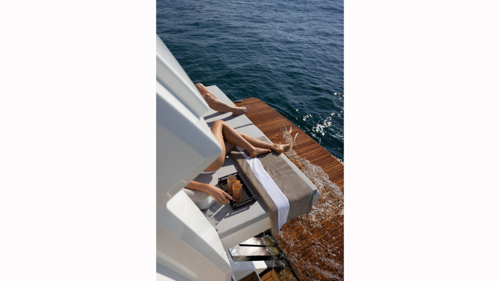 ferretti-yachts-780