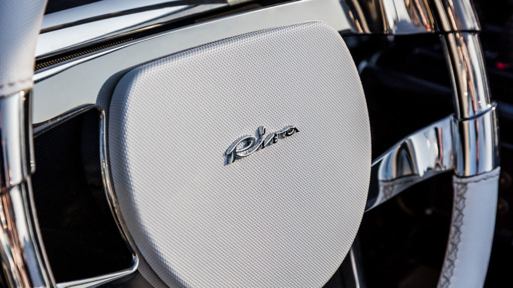 riva-56'-rivale-hard-top