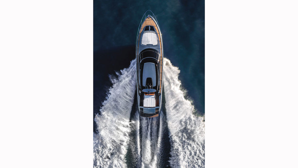 riva-56'-rivale-hard-top