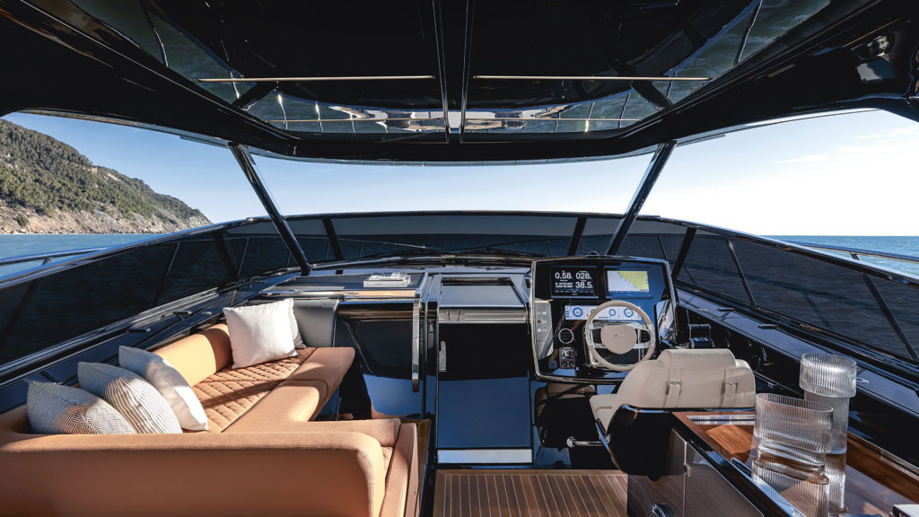 riva-56'-rivale-hard-top