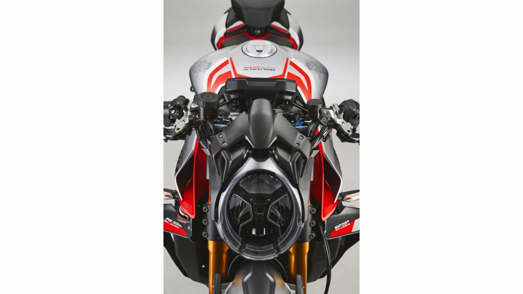 mv-agusta-brutale-1000-nurburgring